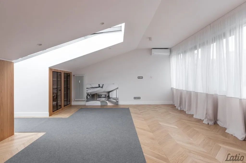 Toad - Renovated Jugendstil Flat in Riga Centre