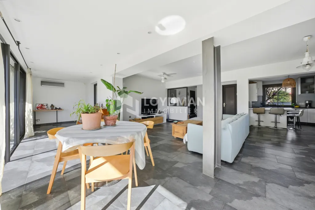 Salle à manger - Villa Familiale avec Piscine à Juvignac