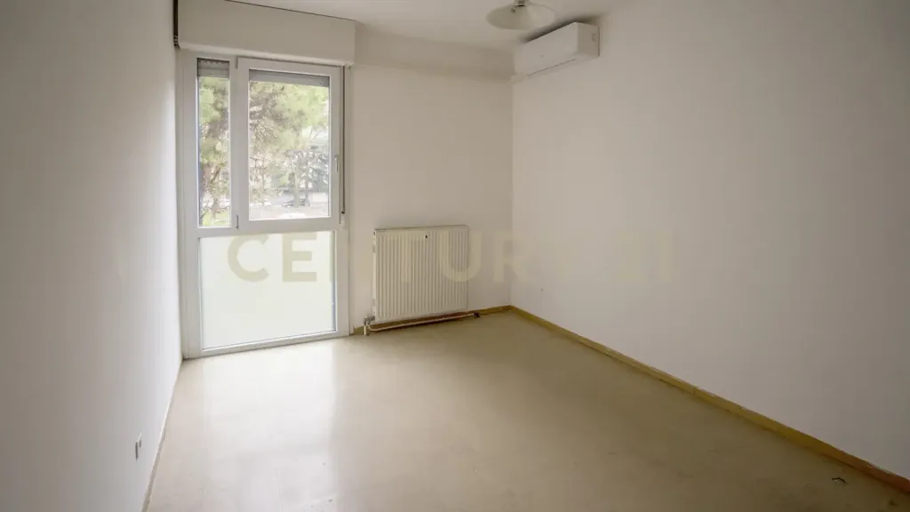 Pièces - Fully Rented Apartment with Central Park in Verona
