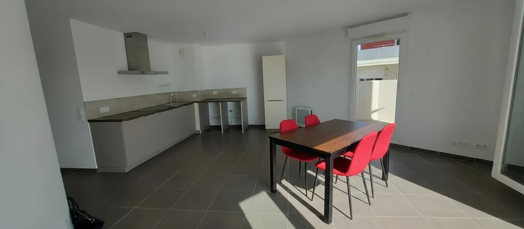 Söögituba - Apartment with Terrace in Nîmes