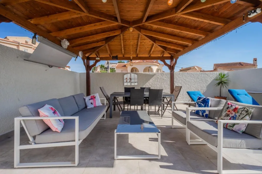 Terrasse - Detached Villa with Private Pool in Ciudad Quesada