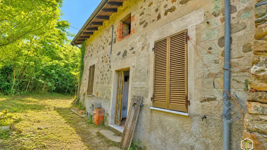 Exterior - Rustic Stone Cottage with Panoramic Terrace in Mulazzo