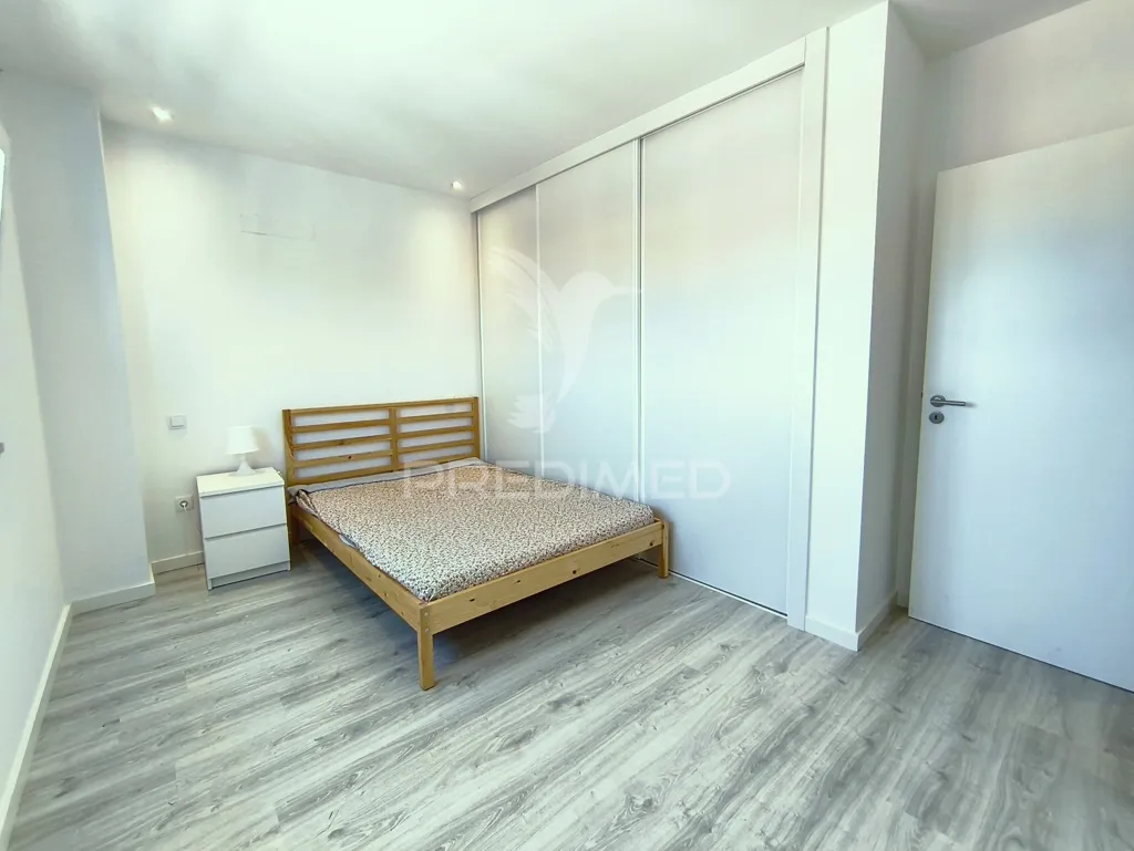 Magamistoad - Semi-New House with Pool in Sesimbra