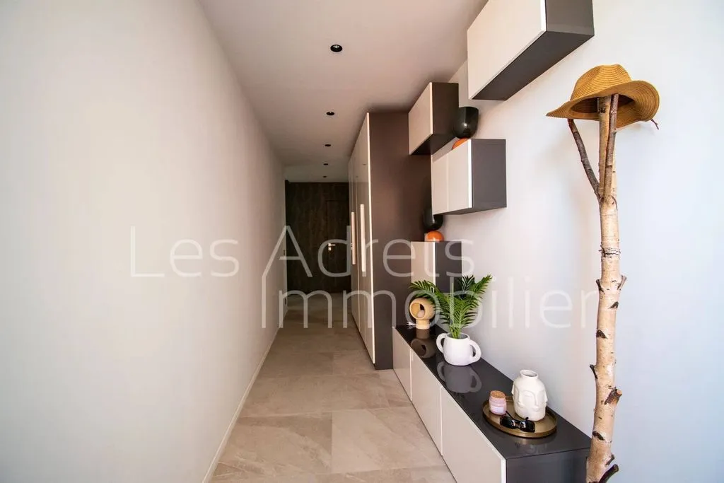 Esik - Luxury Apartment with Pool in Les Adrets-de-l'Estérel