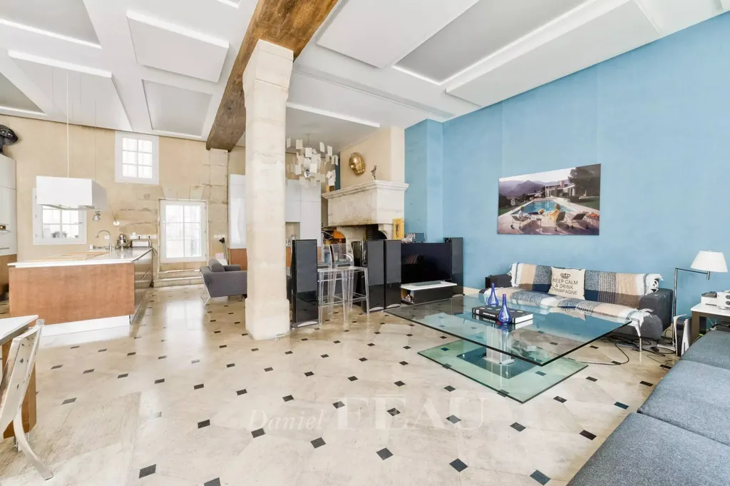 Soggiorno - Duplex Apartment with Courtyard View in Paris 4th