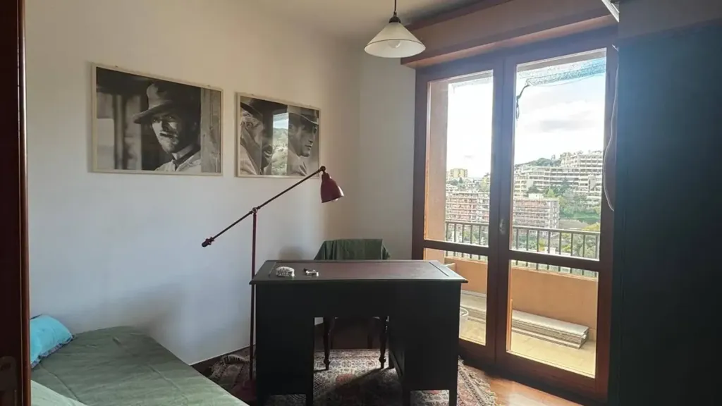 Studio - Multi-Level Apartment with Terrace in Messina