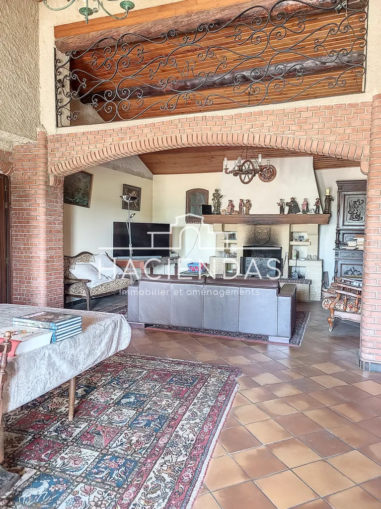 Séjour - Maison de Luxe à Renover avec Piscine à Ventabren