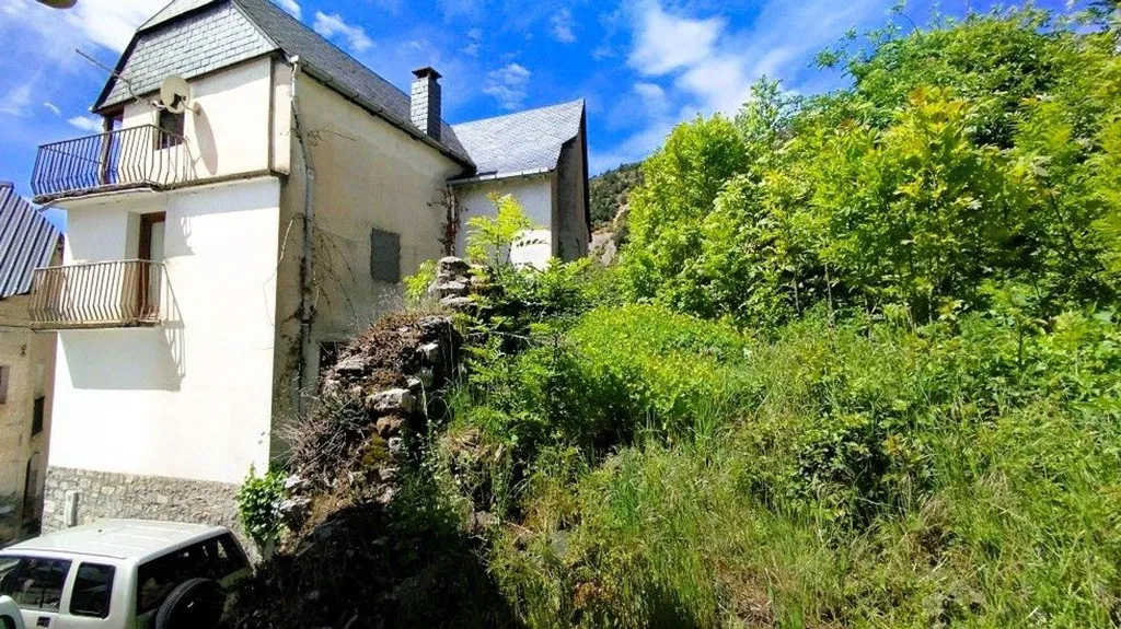 Välivaade - Spacious House with Mountain Views in Sin