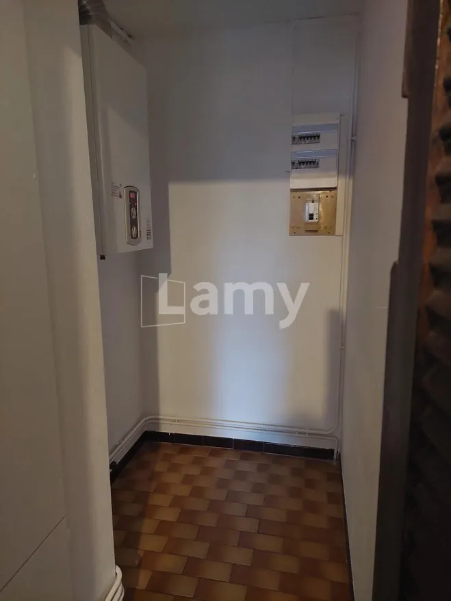 Pesuköök - 3-Bed Apartment with Balcony in BLD CATTENOZ
