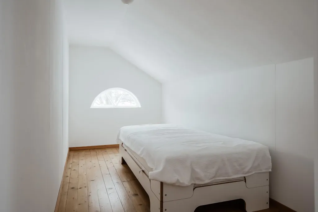Magamistoad - Renovated Rectory with Lake View in Ransberg