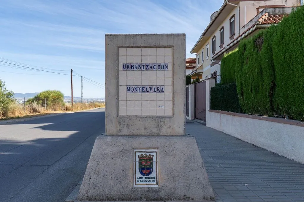 Buildable Land with Granada Views in Albolote