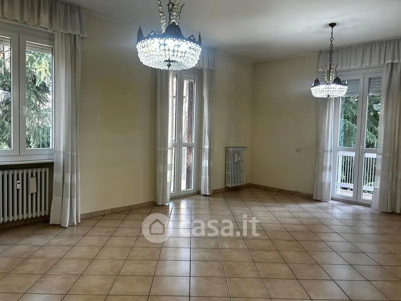 Séjour - Three-bedroom Apartment with Balconies in Cantù