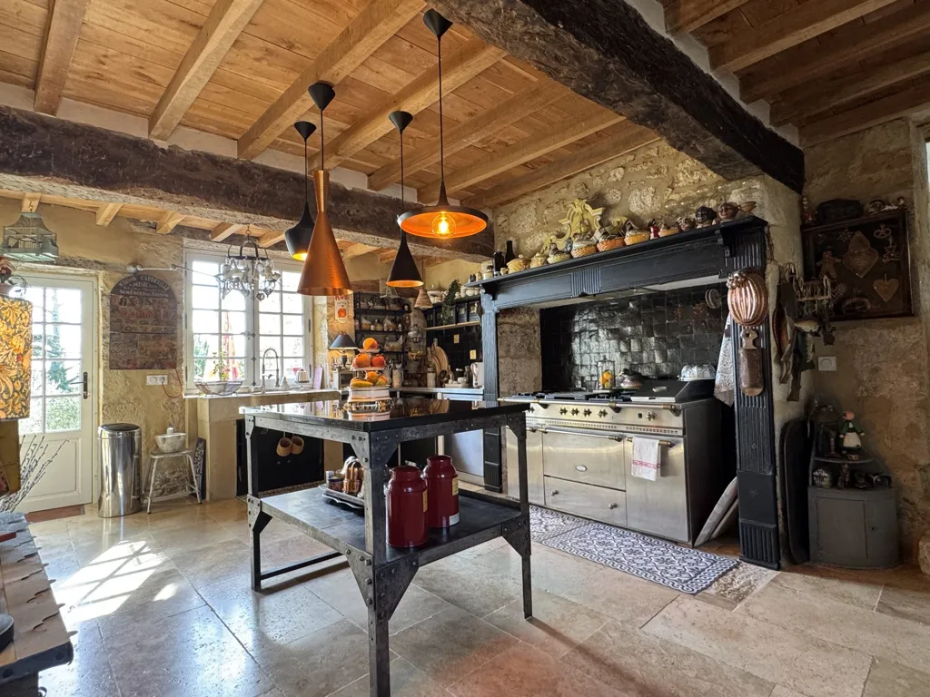 Cuisine - Propriété en Pierre avec Maison d'Amis à Condom