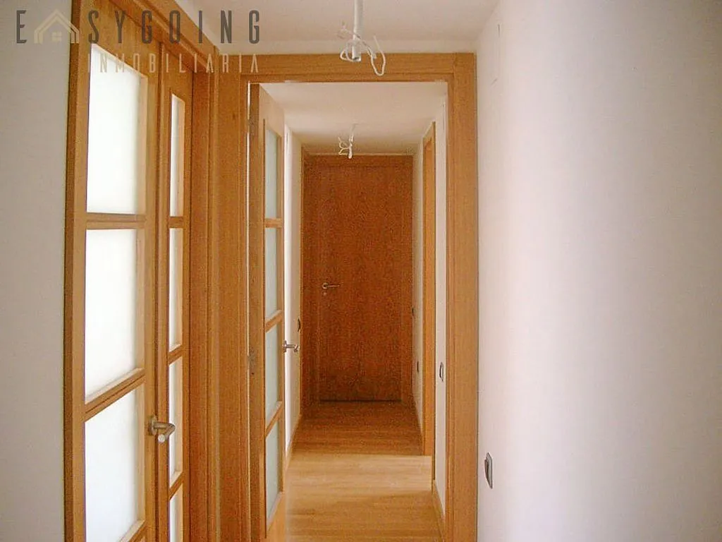 hallway_entrance