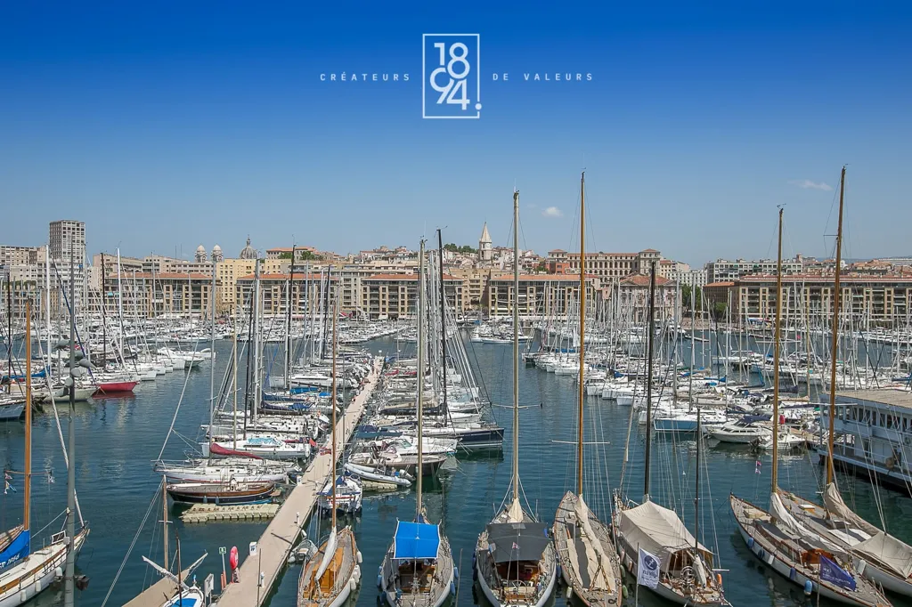 Duplex with Vieux Port View in Marseille