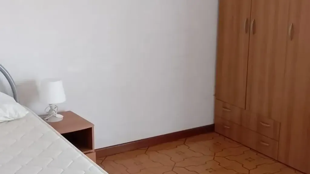 Magamistoad - Spacious Apartment with Balcony in Pisa