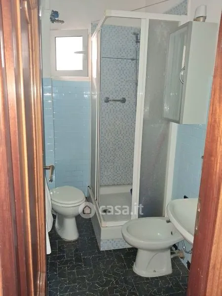 Salles de bain - Fully Furnished Flat in Genoa