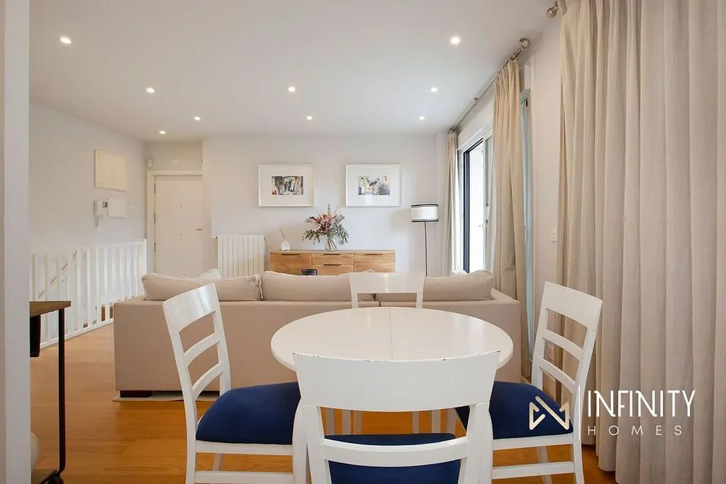 Dining Room - Duplex with Terrace in La Galea, Getxo
