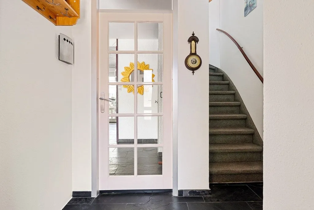 Entrée - Characterful Semi-Detached House with Garden in Eindhoven