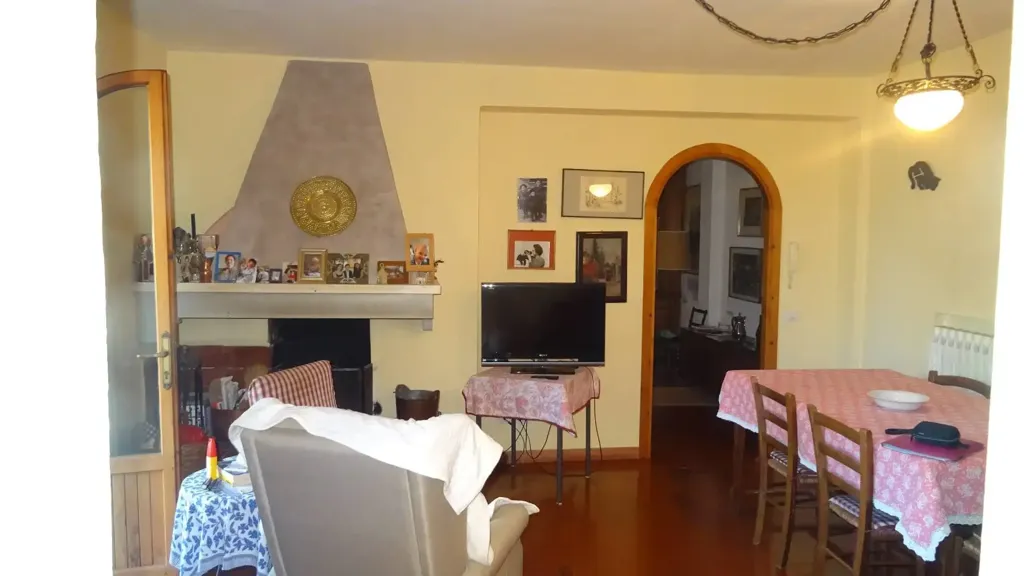 Sala da pranzo - Villa panoramica con giardino a Montespertoli