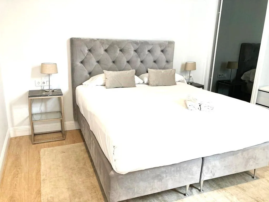 Magamistoad - Luxury Apartment with Cathedral Views in Málaga
