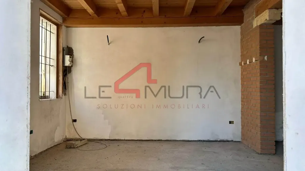 Pièces - Independent House to Personalise in Nogara