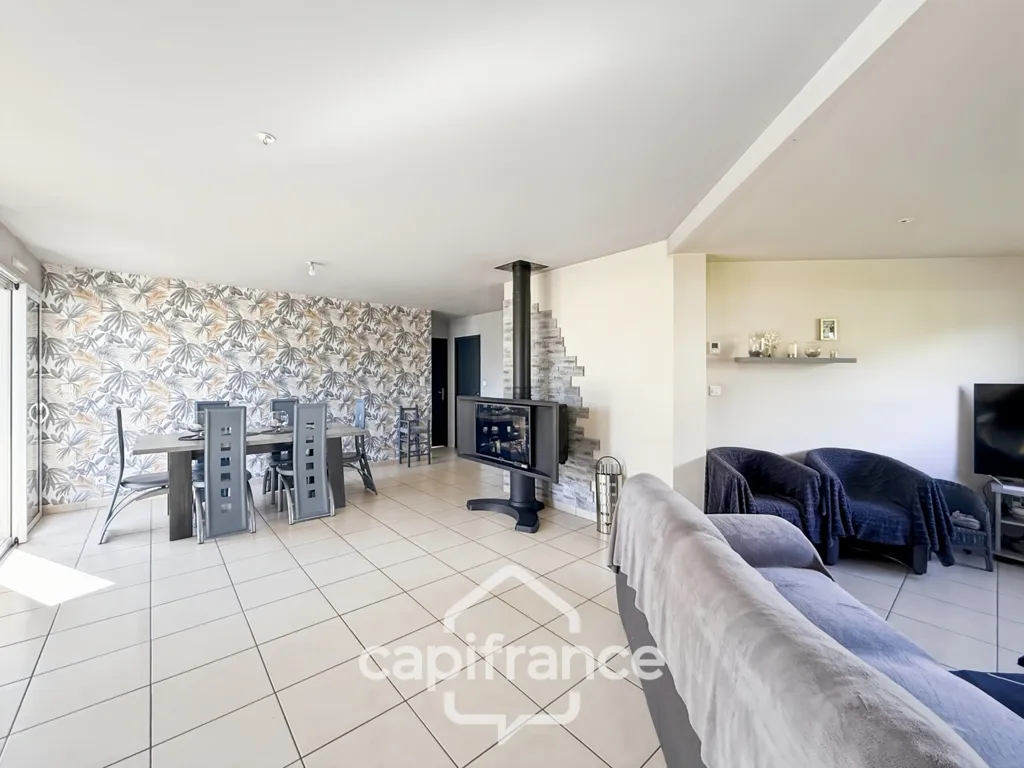 Soggiorno - Architectural House with Studio in Pontivy