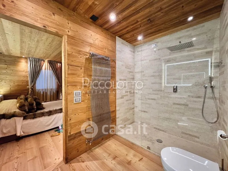 Bagni - Luxury Apartment with Panoramic View in Cortina d'Ampezzo