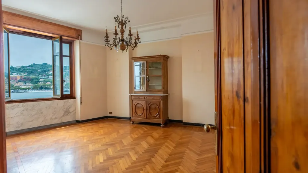 Soggiorno - Seafront Apartment with Terrace in Rapallo