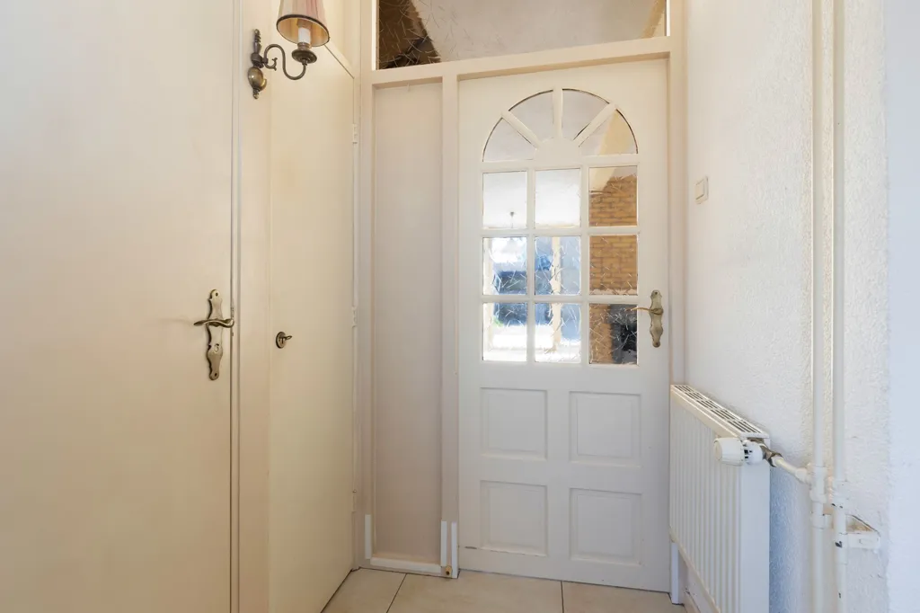 hallway_entrance