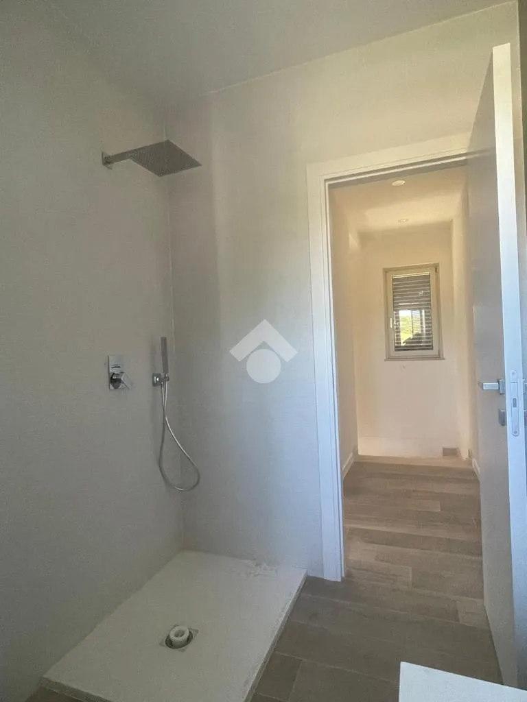 Bagni - Casa indipendente con terrazzo panoramico a San Nicola Manfredi