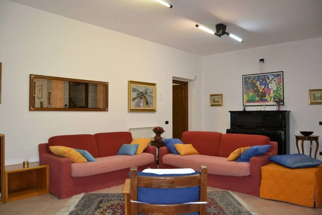 Séjour - Luxury Villa with Extensive Outdoor Space in Terni