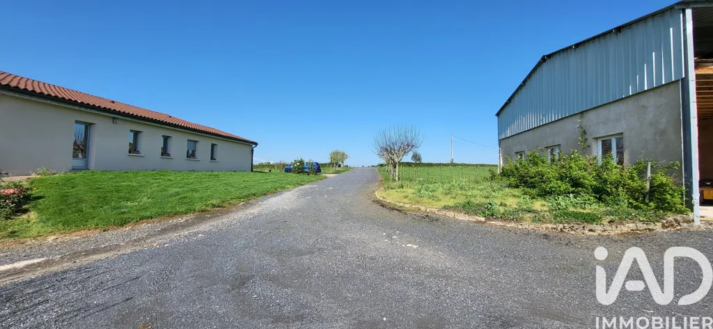 Exterior - Spacious House with Garden in Volesvres