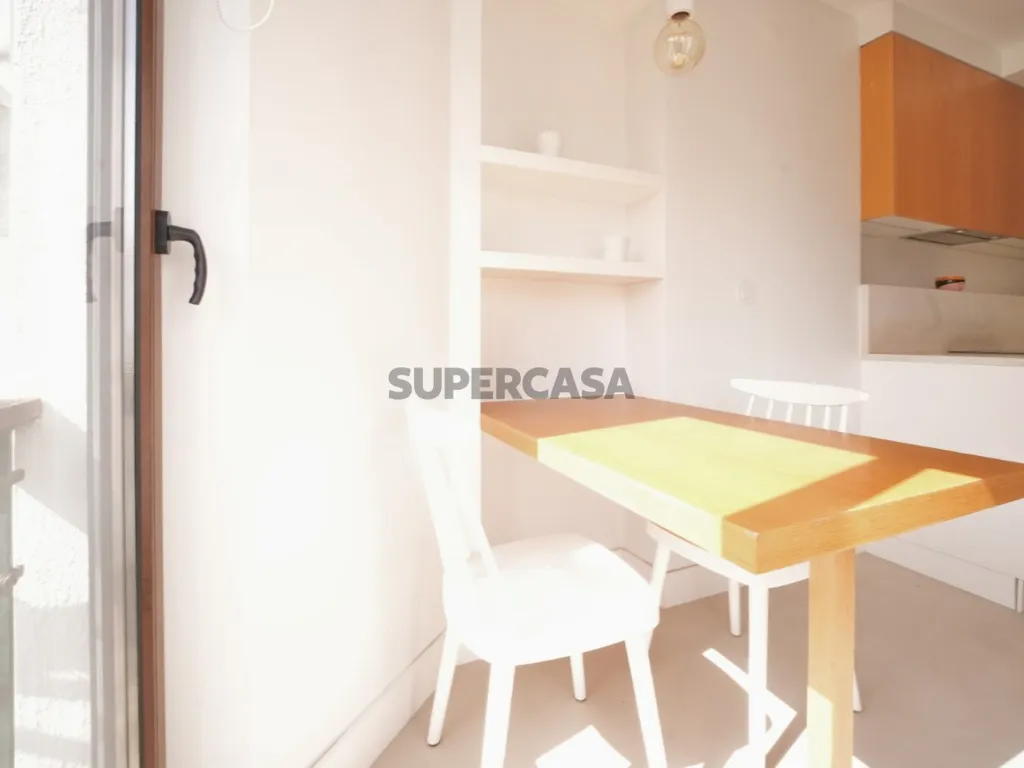 Salle à manger - 2-Bedroom Apartment with Panoramic Views in Monte Estoril