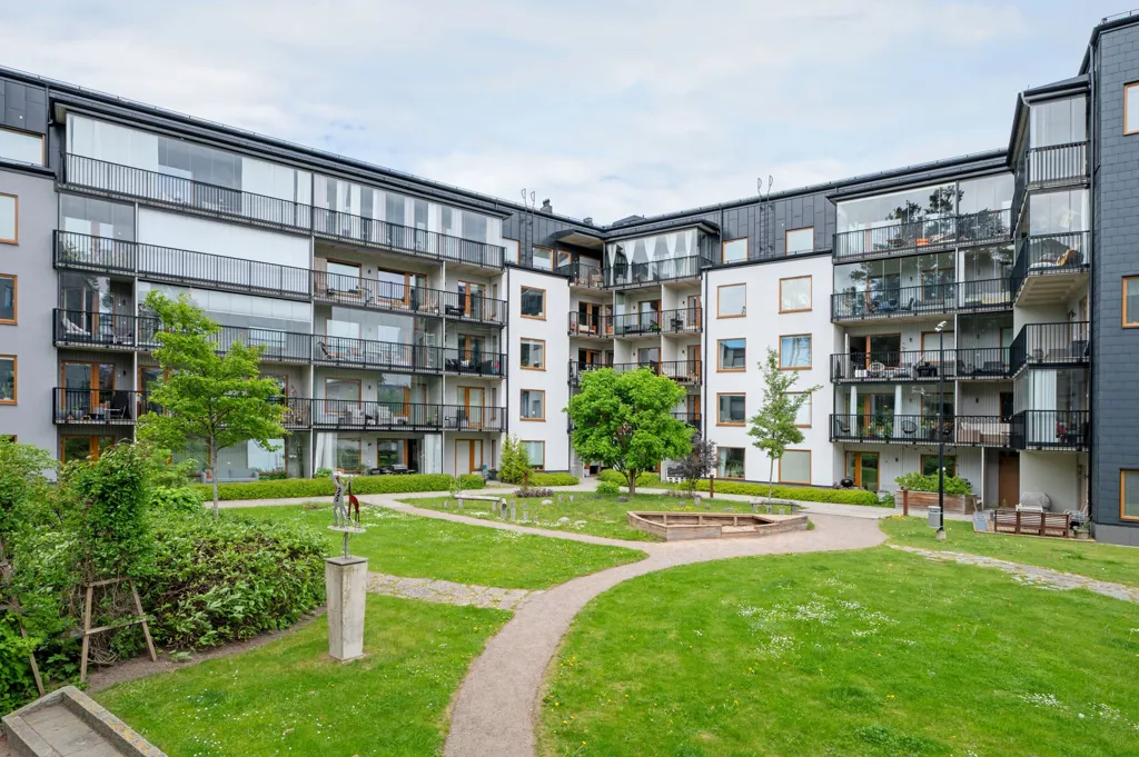 Jardin - Modern Apartment with Double Balconies in Valla