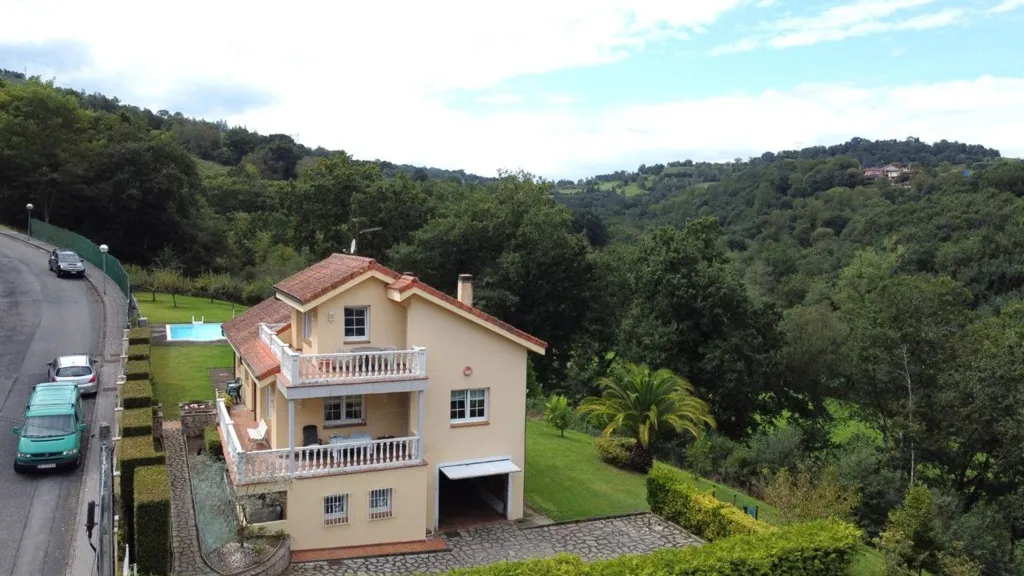 Õhuvaade - Chalet with Mountain Views in Caxidi, Parres
