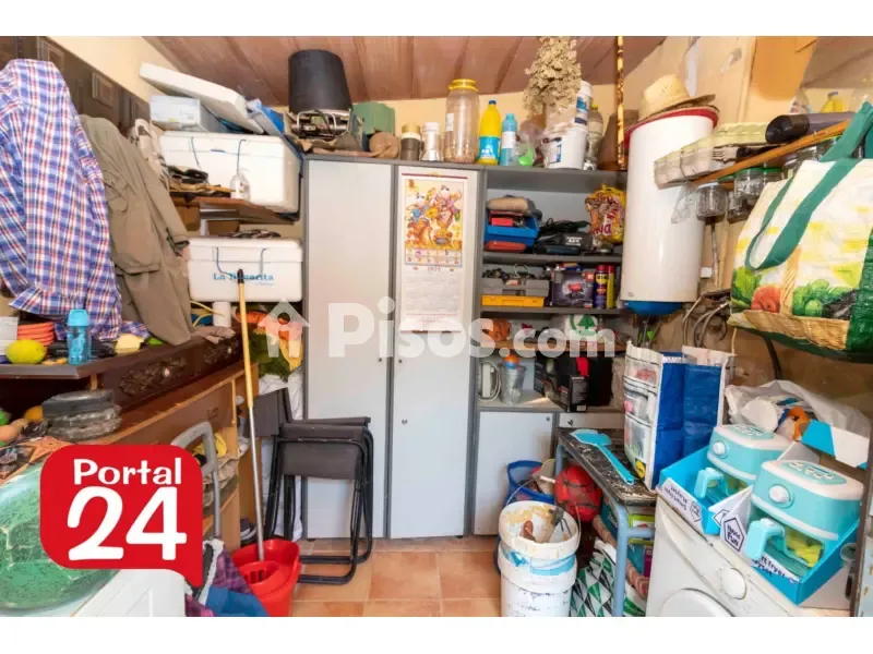 Pesuköök - Charming House with Patio in La Albuera
