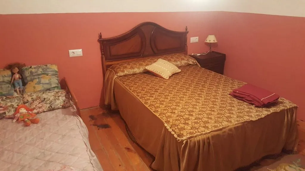 Magamistoad - Terraced House with Garden in León