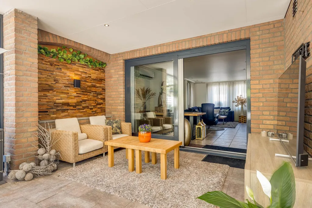 Terrazza - Luxury Villa with Wellness Features in Urmond