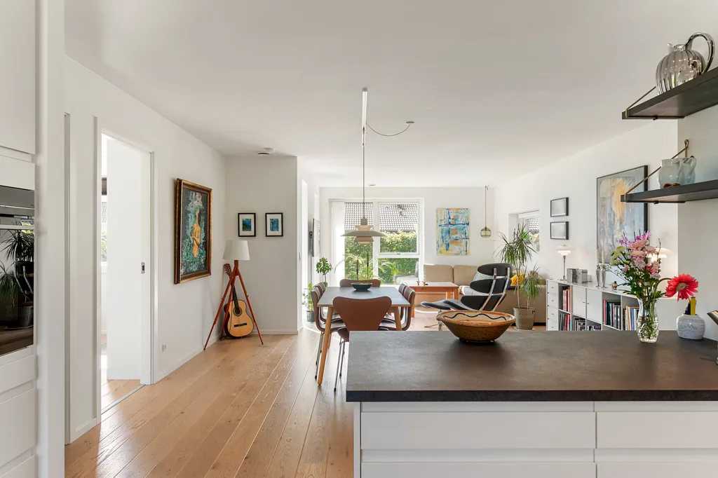 Kitchen - Modern Rowhouse with Garden in Ålsgårde