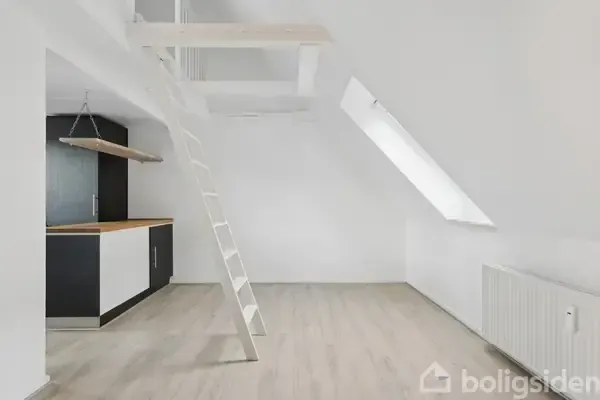 Pièces - Apartment with Home in Aalborg Centre