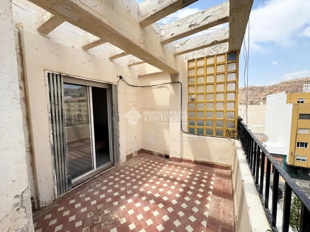 Terrass - Apartment with Balcony in Almería