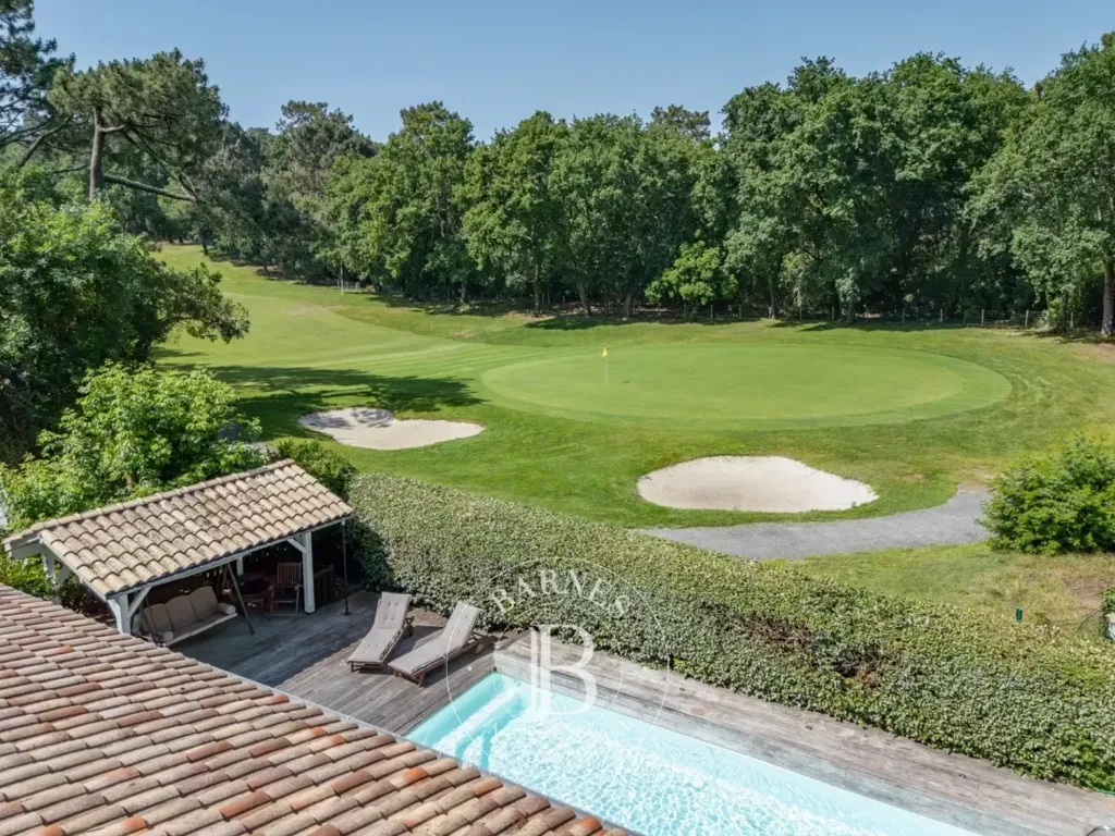 Pool - Forest-Edge House with Pool near Arcachon