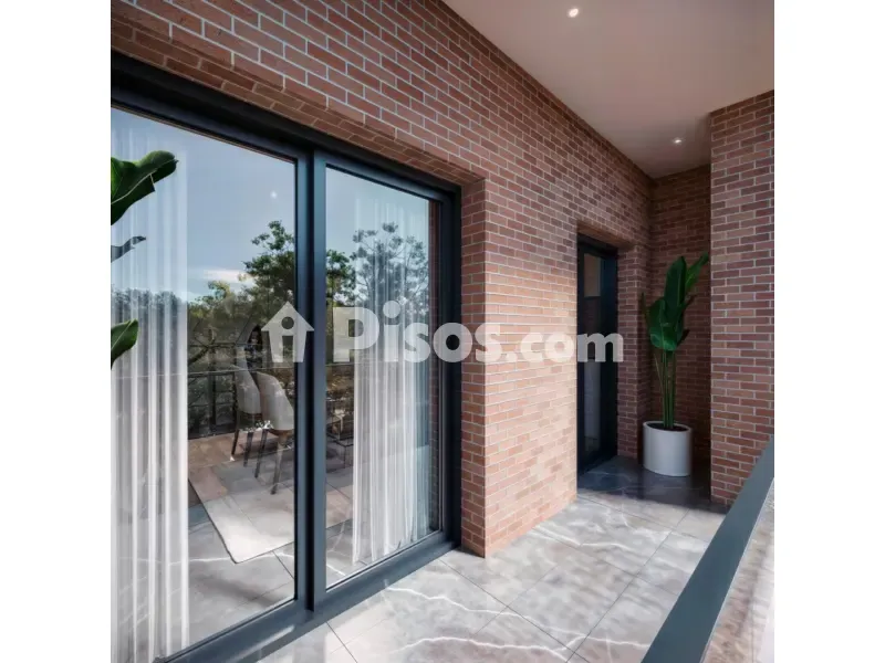 Terrass - Modern Penthouse with North View in Quart de Poblet