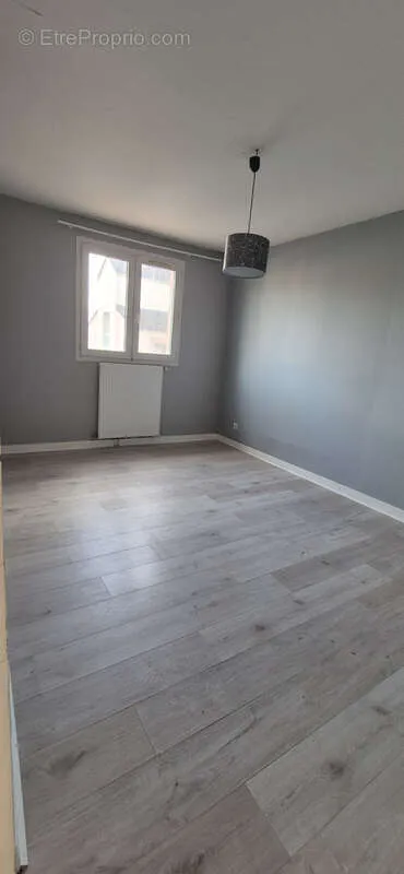 Séjour - Appartement avec Parking dans Résidence Sécurisée