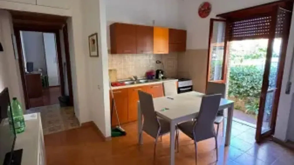 Sala da pranzo - Terraced Two-Bedroom Apartment in Anzio