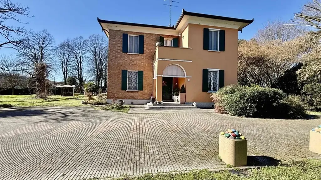 facade