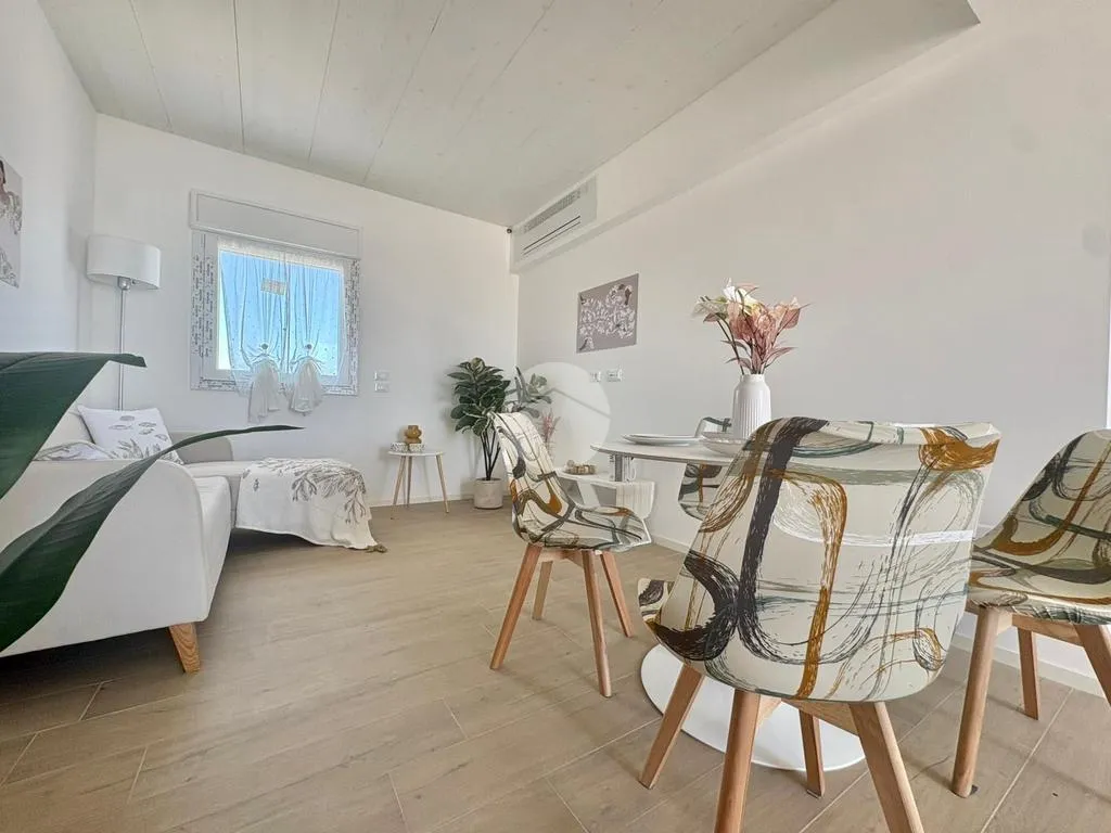Söögituba - Attico with Panoramic Terrace in Gatteo Mare