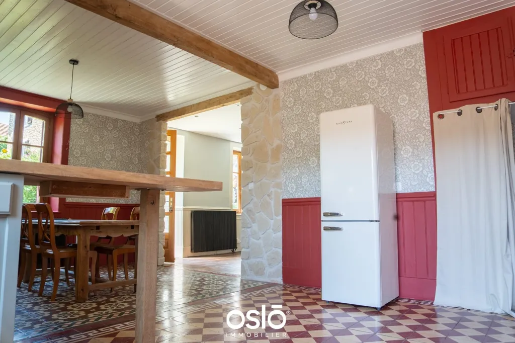 Cucina - Rustic House with Garden in Luxiol