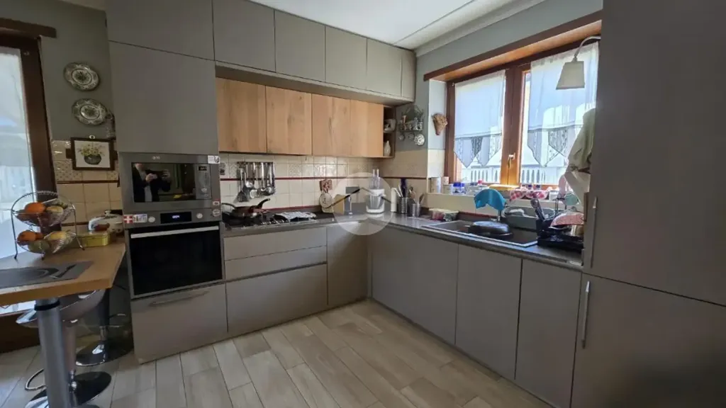 Cuisine - Rustic Villa with Private Garden in San Benigno Canavese